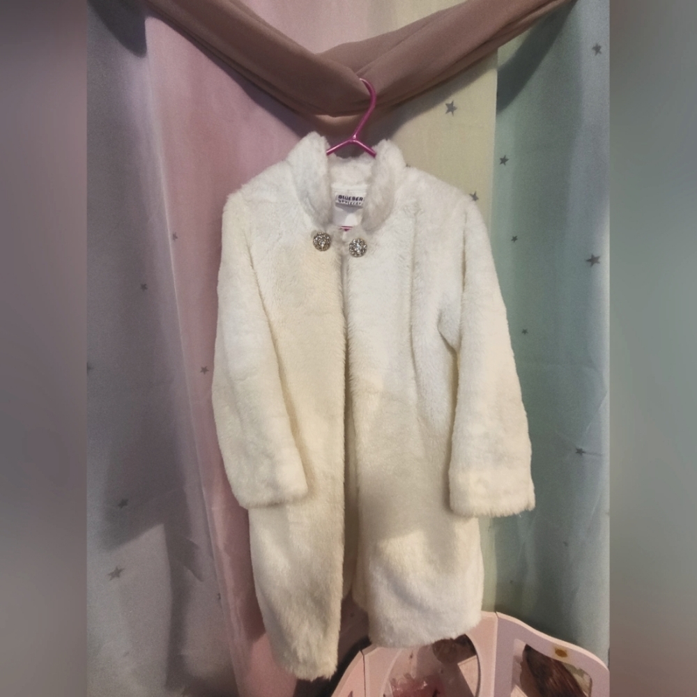 Blueberri buelavard white faux fur dress coat size 5 girls